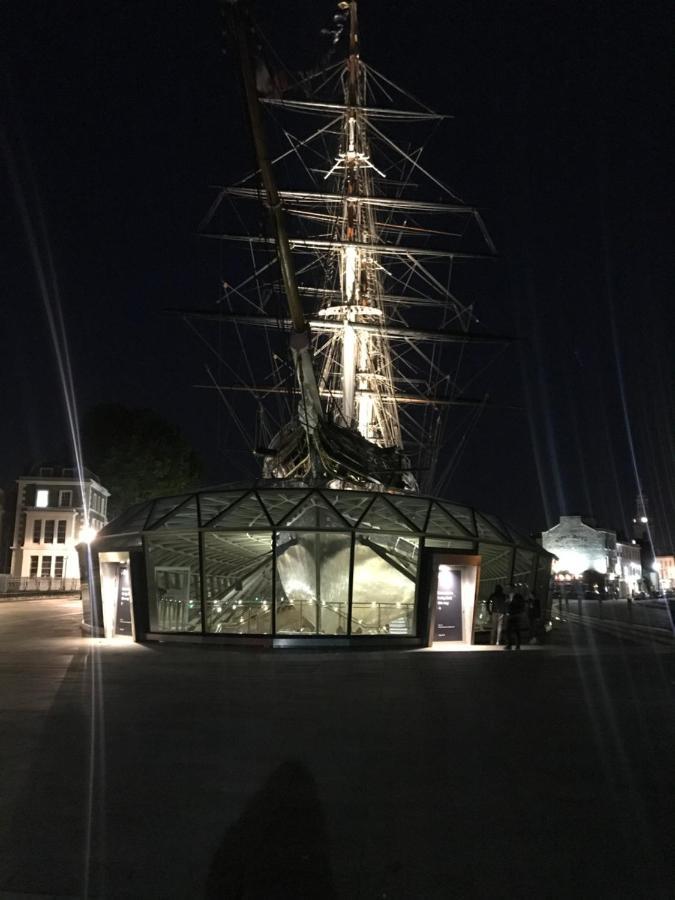 Riverside Cutty Sark 2Bd Retreat 런던 외부 사진